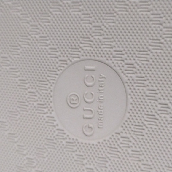 💯 Auth Gucci Slides - Picture 5 of 8